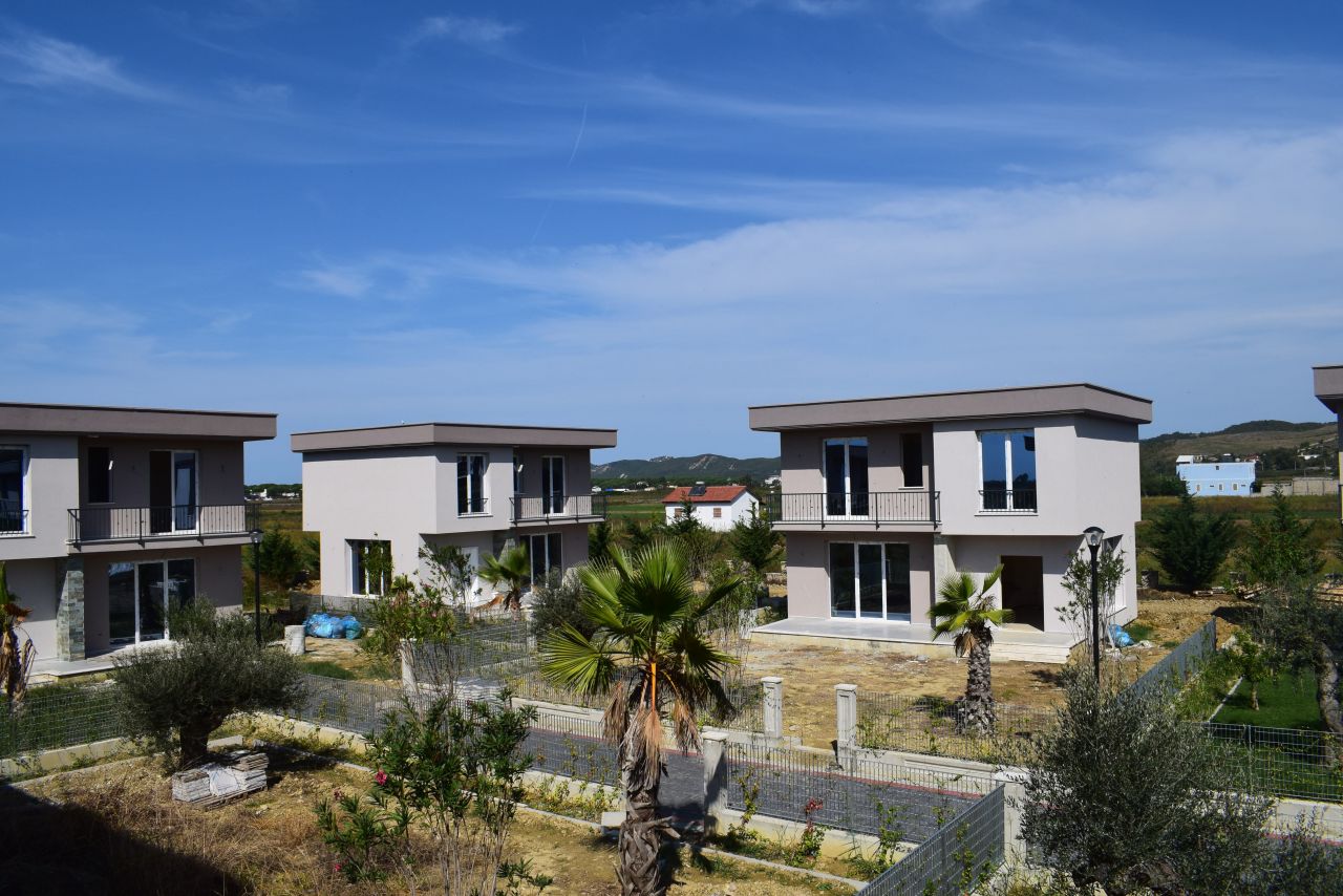 Villa Zum Verkauf In Lalzit Bay Durres Albanien
