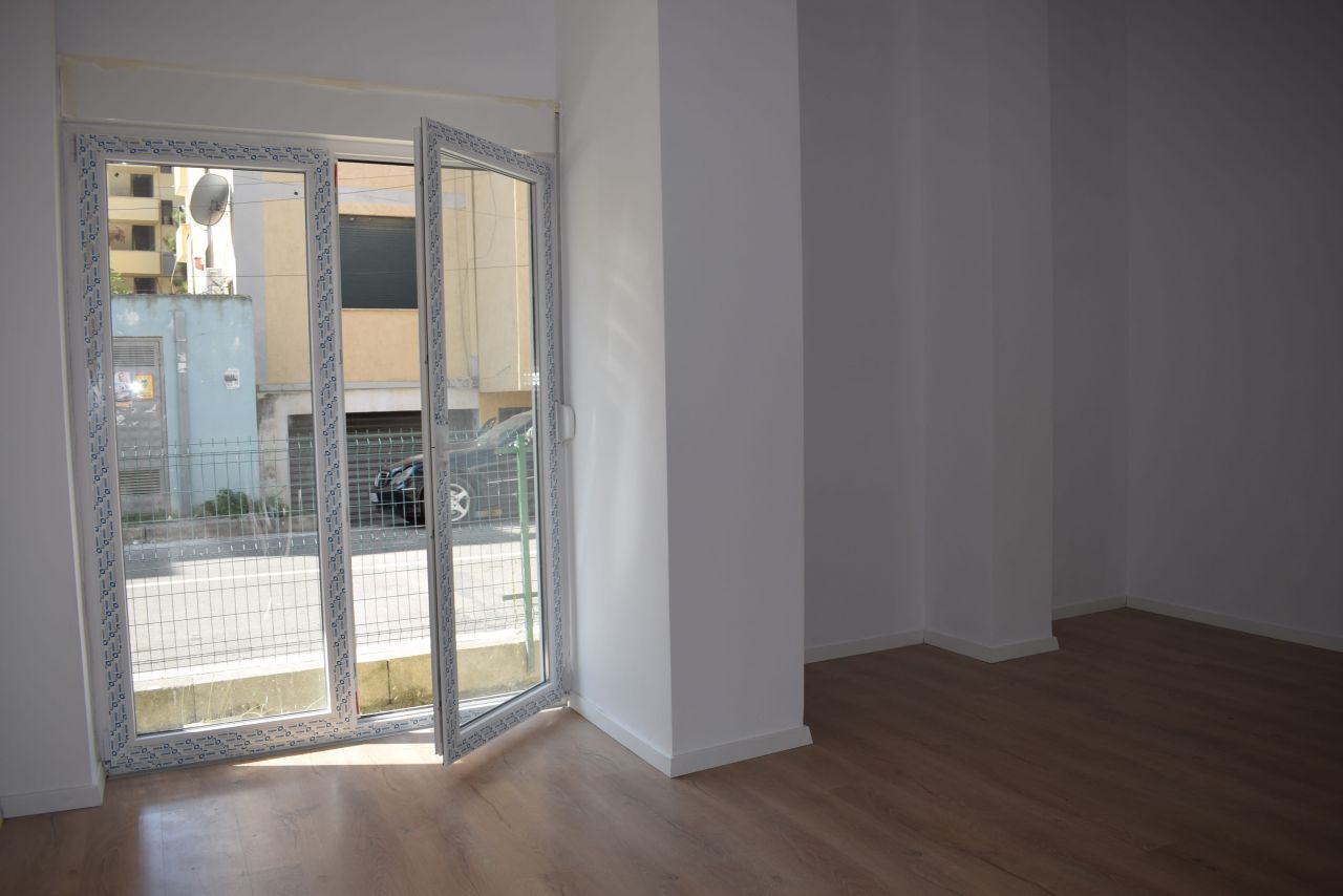 Продается квартира на первом этаже в Дурресе, Албания, недалеко от пляжа со всеми удобствами поблизости