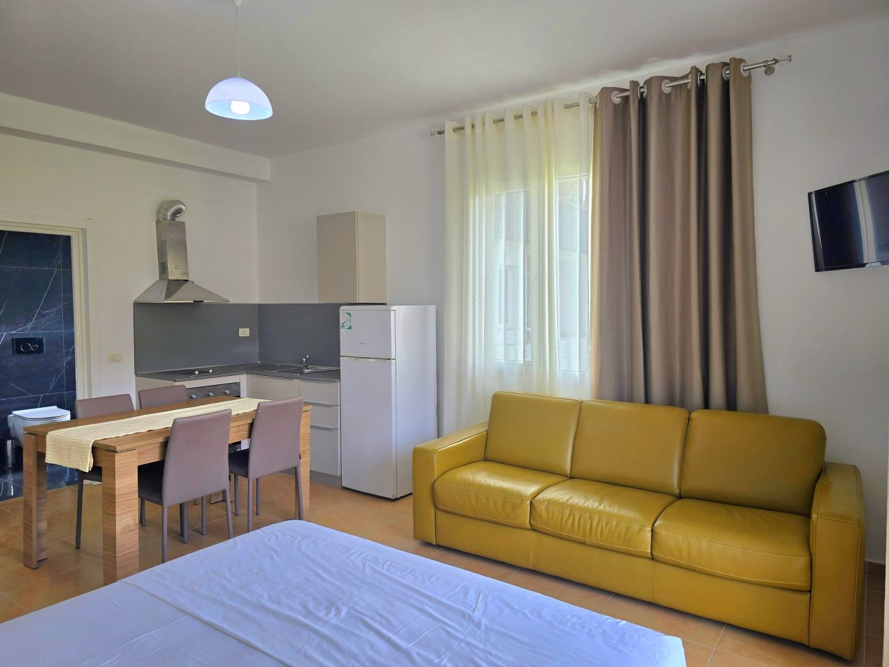 21 Kawalerka Na Sprzedaż W Zatoce Lalzit Durrës Albania