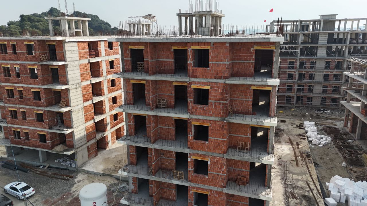 28 Apartament per Shitje ne Golem, Shqiperi