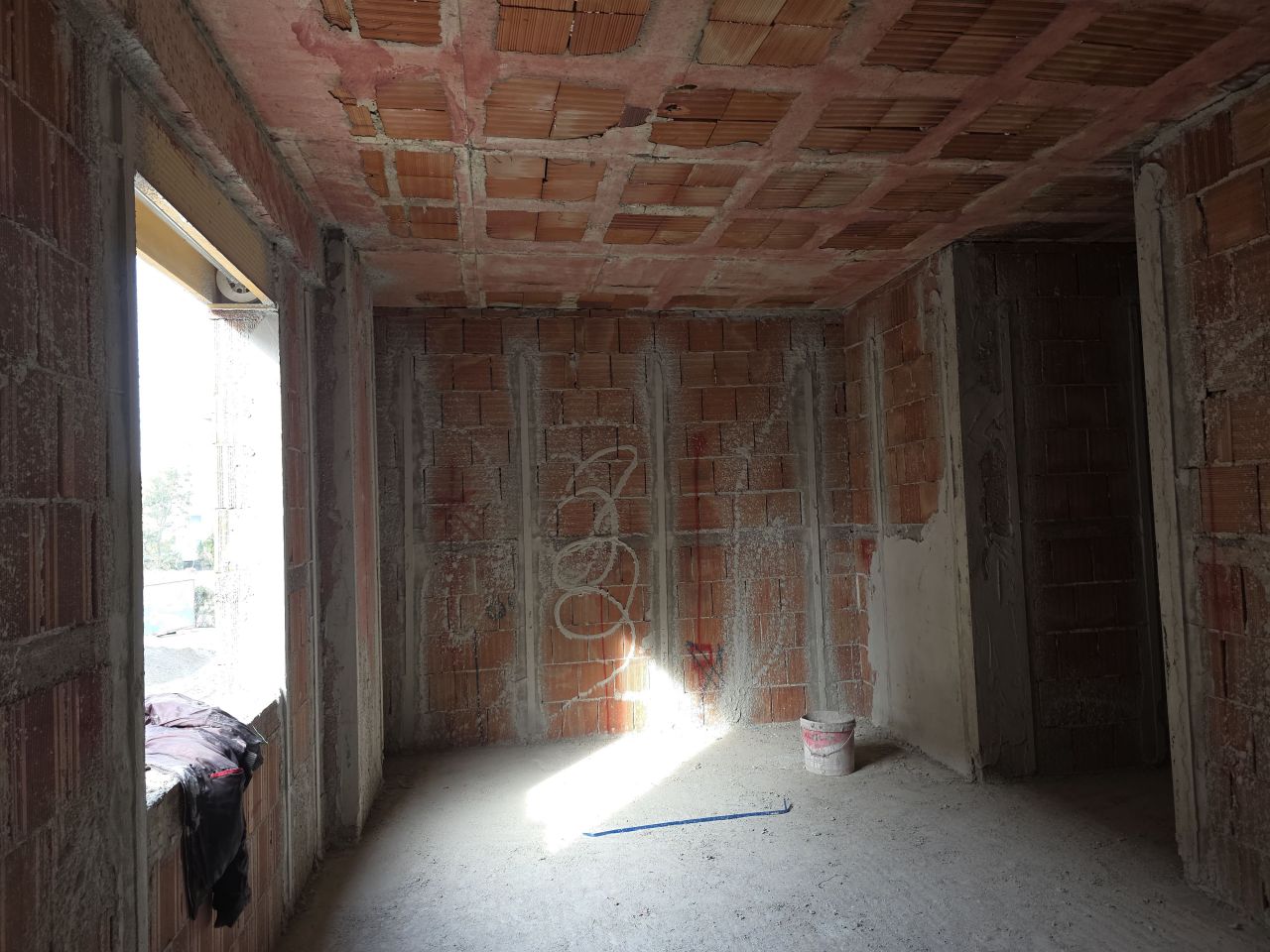 Appartamento con due camere da letto e ampia veranda in vendita Golem Durazzo Albania