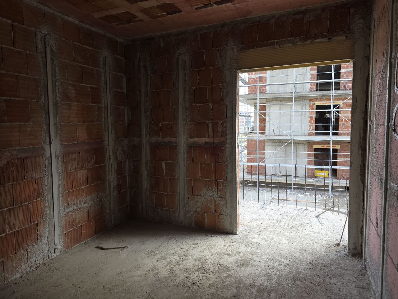 Appartamento al Piano Terra in Vendita a Golem Albania