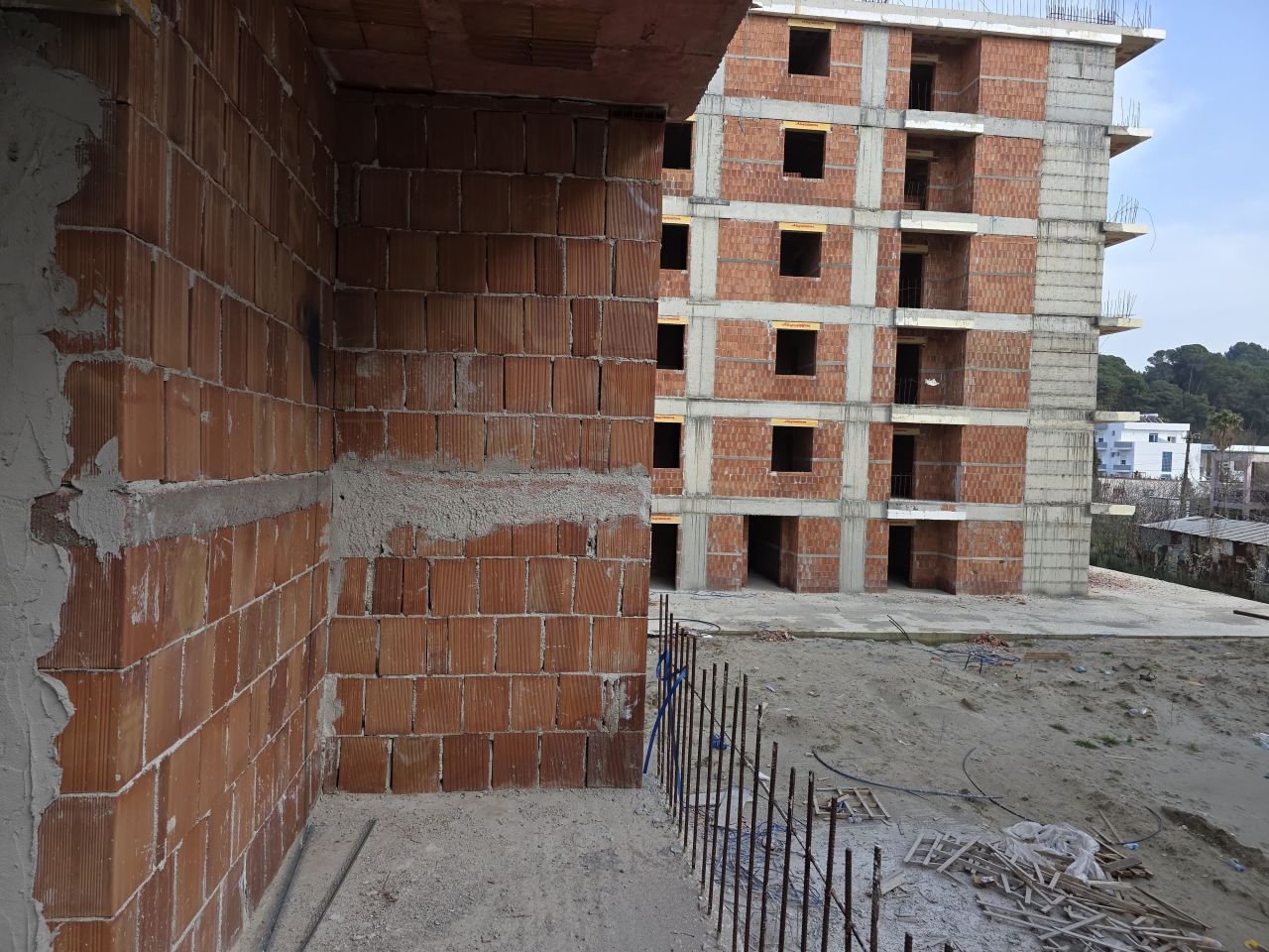 28 Appartamento in Vendita a Golem, Albania