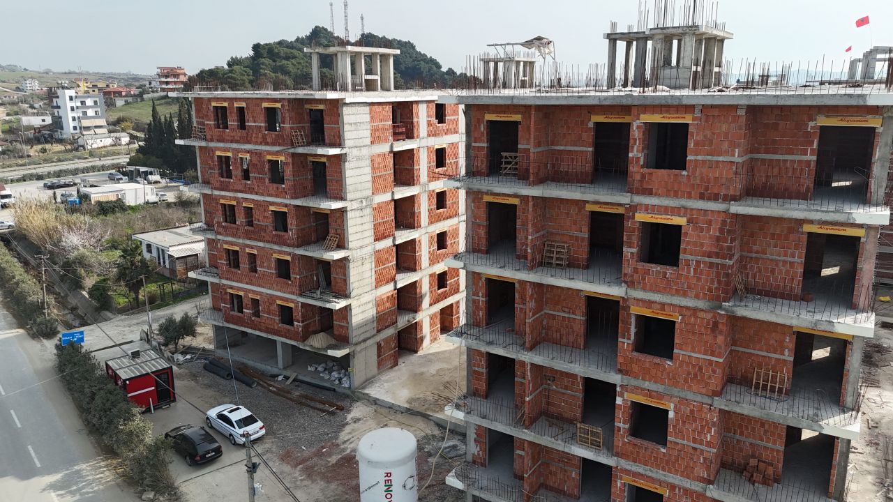 Appartamento al Piano Terra in Vendita a Golem Albania