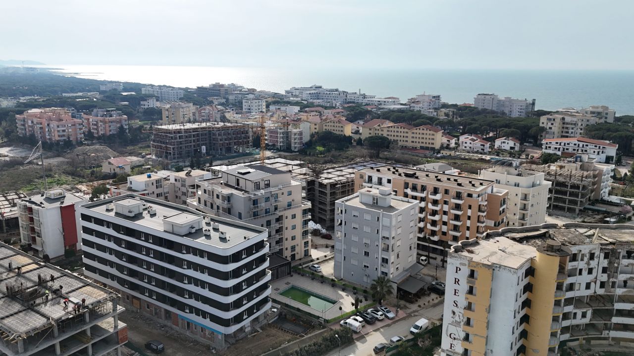 28 Appartamento in Vendita a Golem, Albania