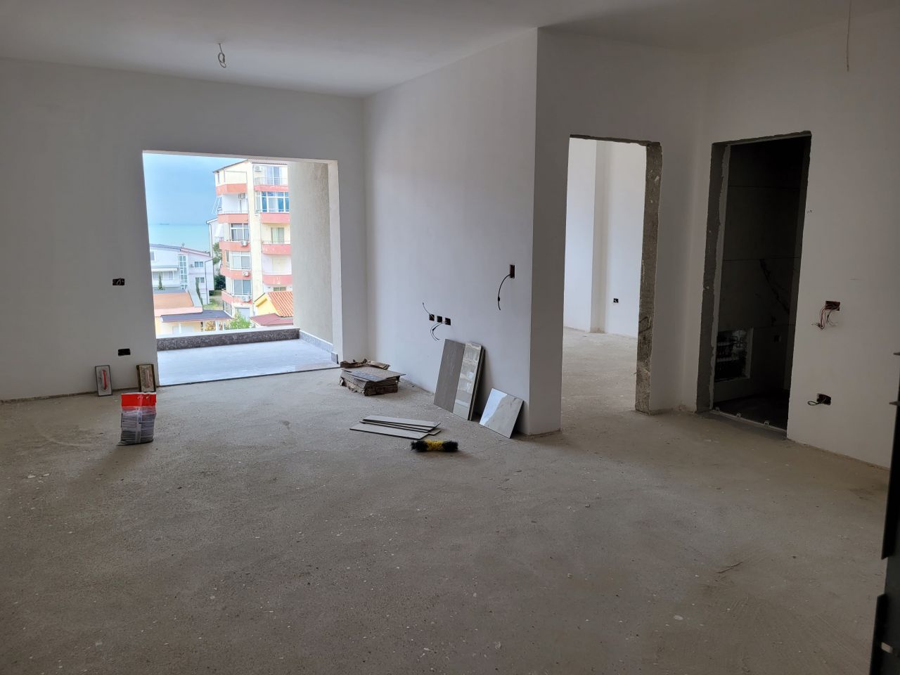 Wohnung Zum Verkauf In Golem Durres Albanien, In Einer Ruhigen Gegend, Nahe Dem Meer Gelegen