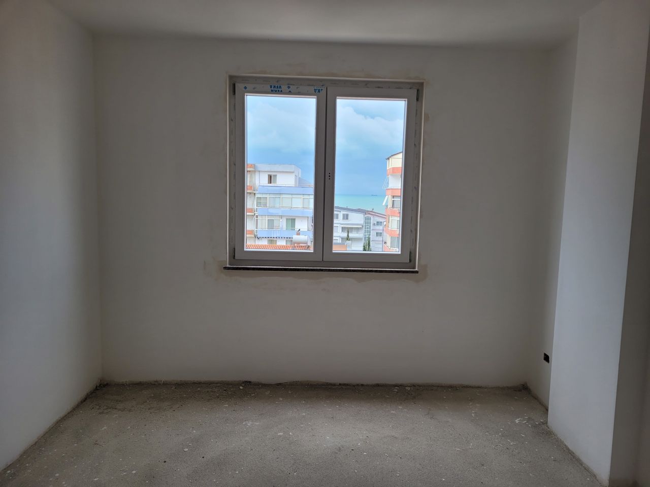 Wohnung Zum Verkauf In Golem Durres Albanien, In Einer Ruhigen Gegend, Nahe Dem Meer Gelegen