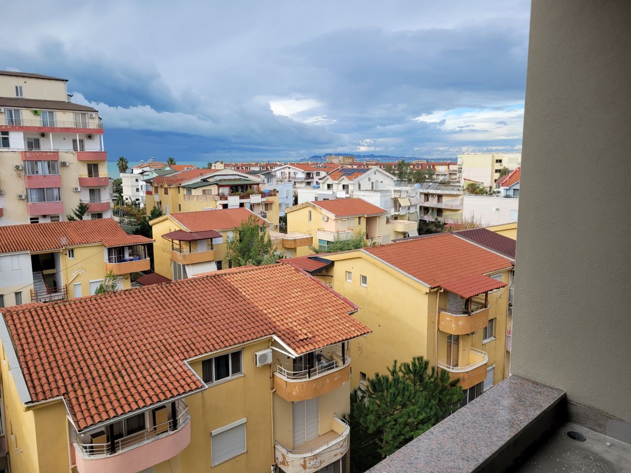 Eladó 1 Hálószobás Lakás Golem Durres Albániában, Csendes Környéken, A Strand Közelében