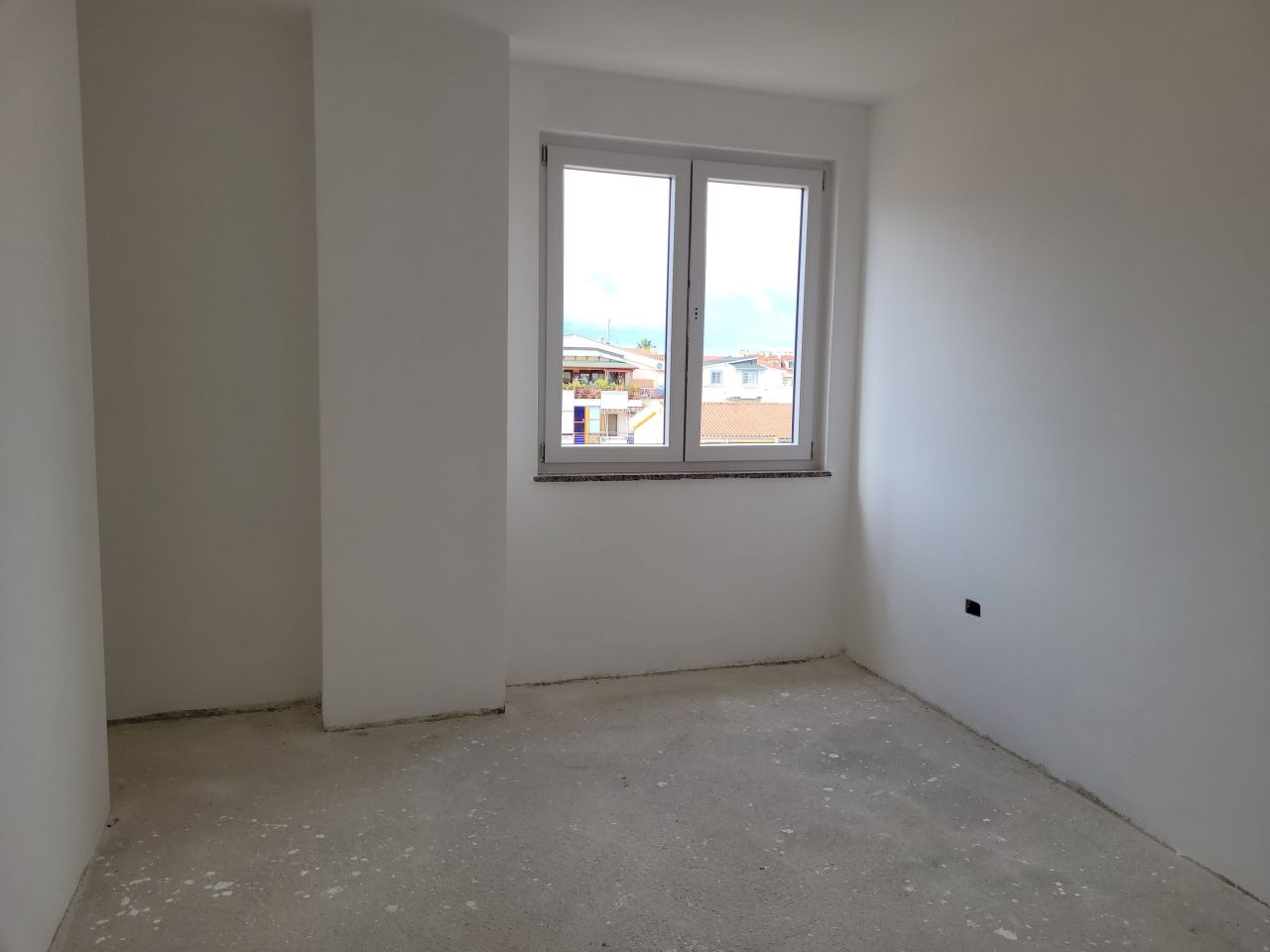 Apartment For Sale In Golem Durres Albania, Located In A Quiet Area, Close To The Beach