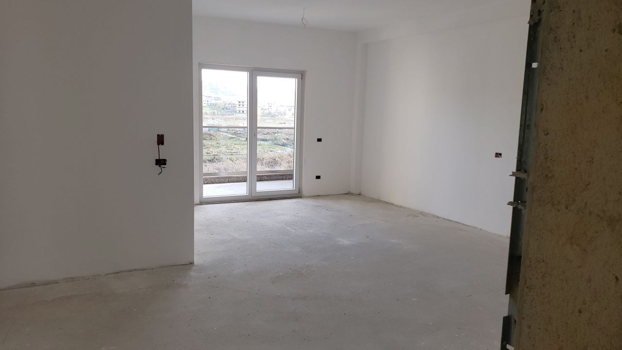 To-roms leilighet til salgs i Golem Durres Albania