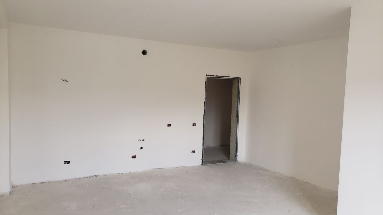 Mieszkanie z dwiema sypialniami na sprzedaż w Golem Durres w Albanii