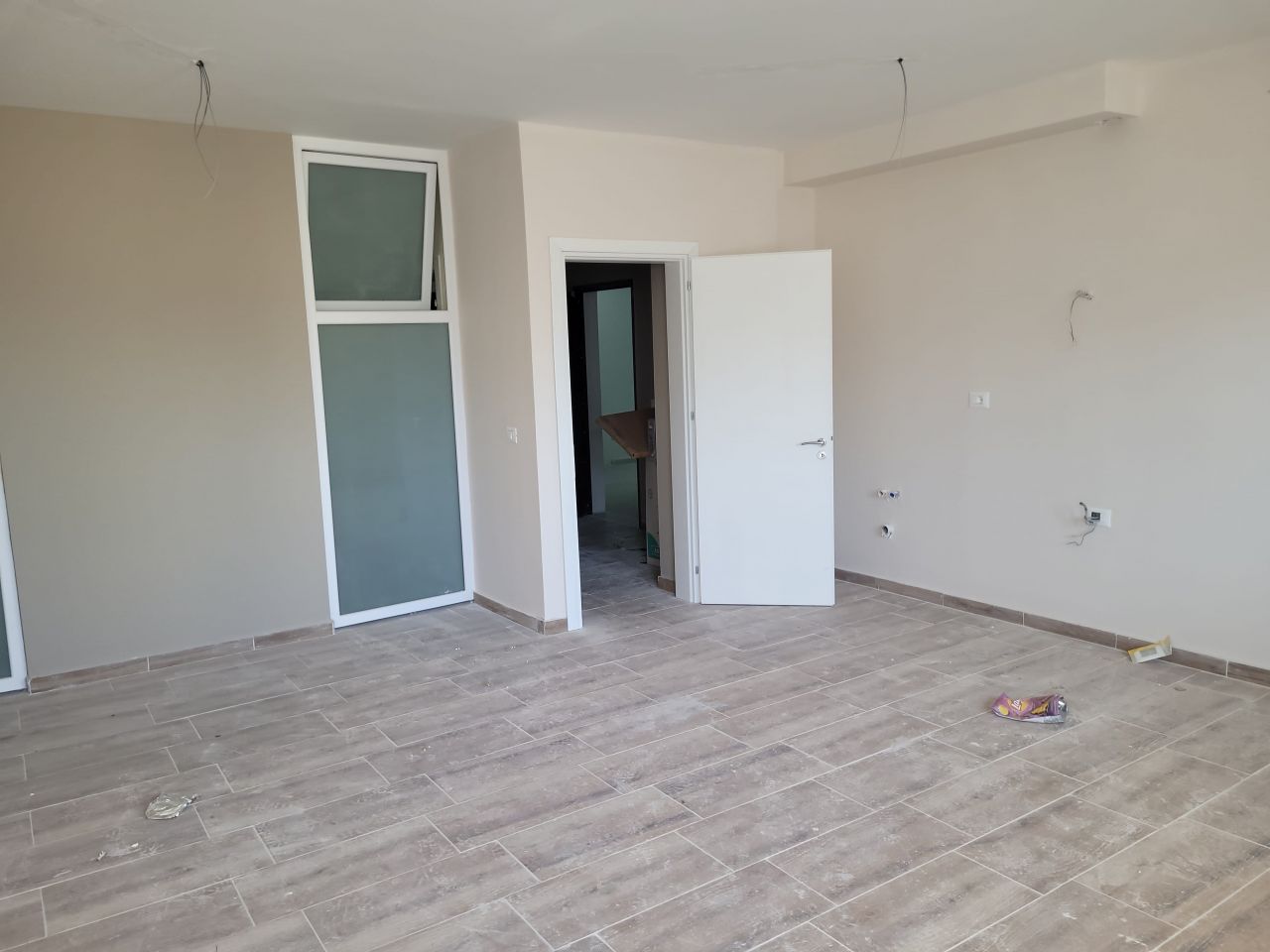 Apartment Zum Verkauf In Golem Durres Albanien