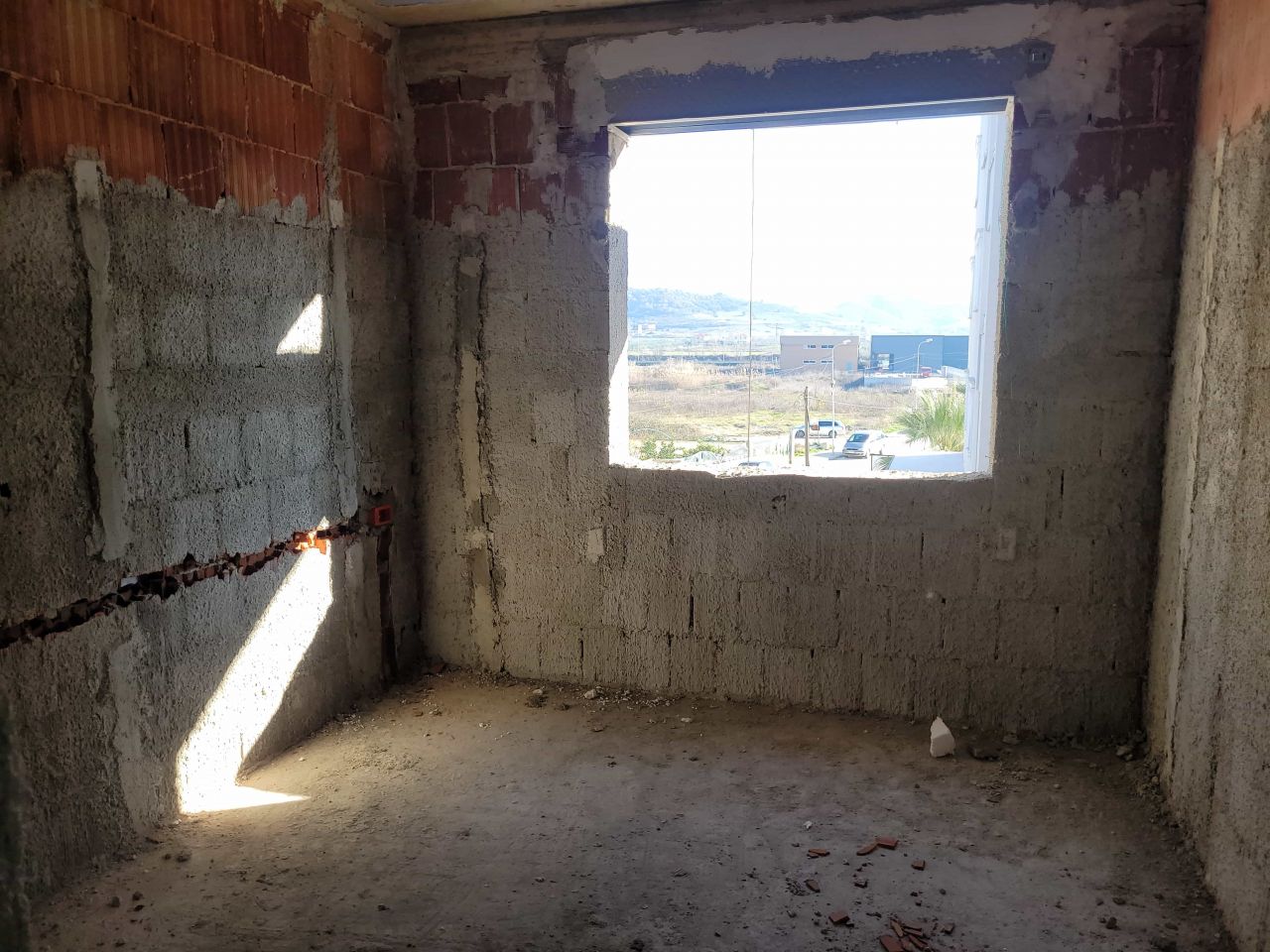 Albanien Immobilien In Durres. Neue Wohnungen Für Eine Neue Residenz Im Bau