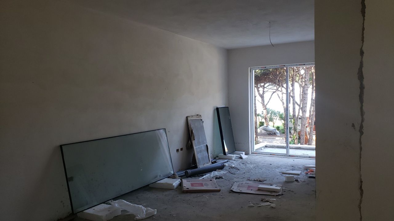 Wohnungen Mit Meerblick Zum Verkauf Direkt Am Meer Im Bau In Golem Durres Albanien