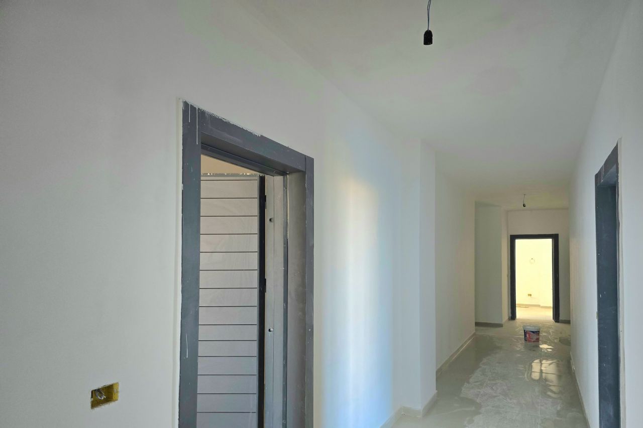 Lakás Eladó Golem Durres-ben Albániában, Csak Néhány Méterre A Tengertől Egy új, építés Alatt álló Rezidenciában