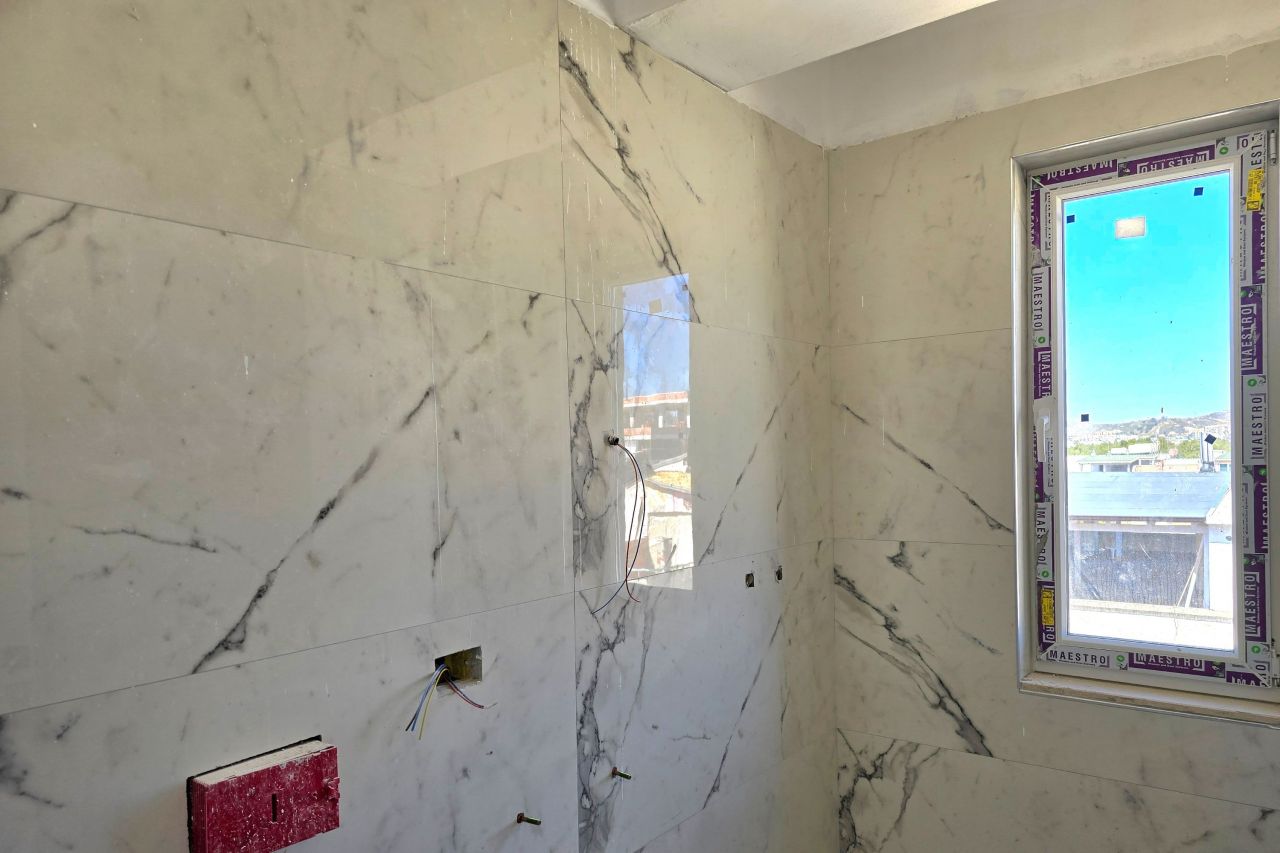 Eladó Egy Hálószobás Lakás Golem Durresben Albániában Csak Néhány Méterre A Tengertől
