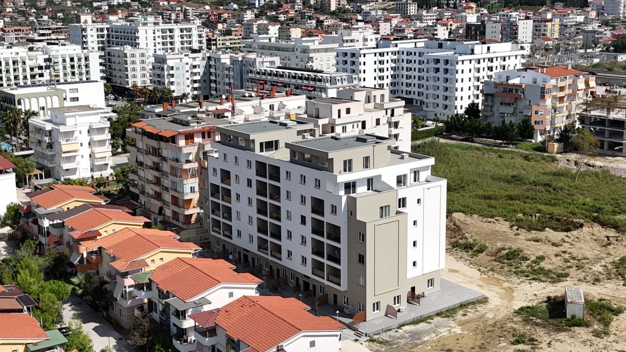 Eladó Lakás Durres Albániában, Csendes Környéken, Közel A Strandhoz