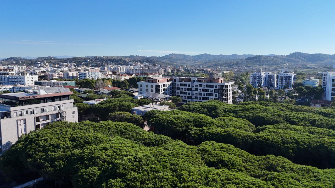 12 Golem, Durres 2504