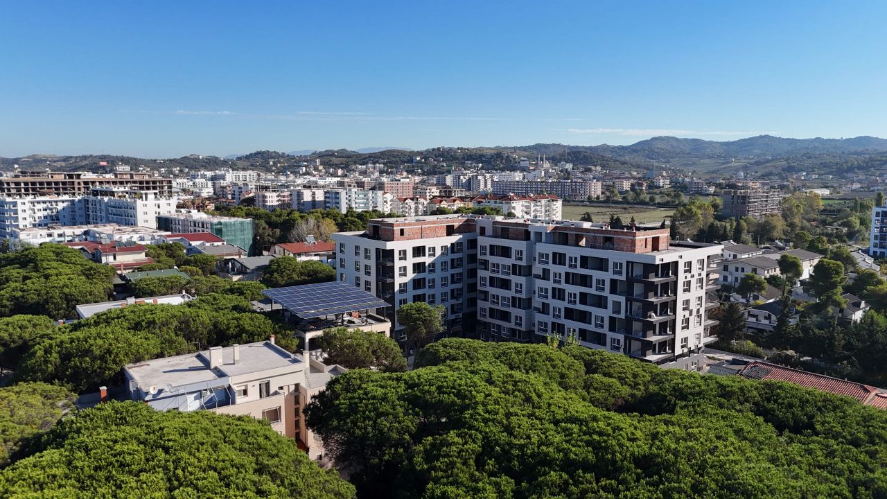 12 Golem, Durres 2504