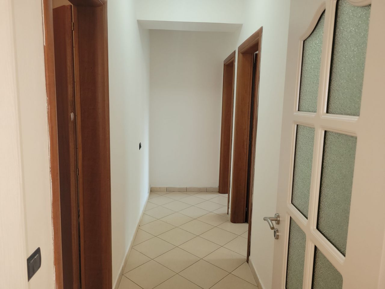 Neue Immobilie Zum Verkauf In Shkembi I Kavajes Durres Albanien Mit Meerblick Vom Balkon