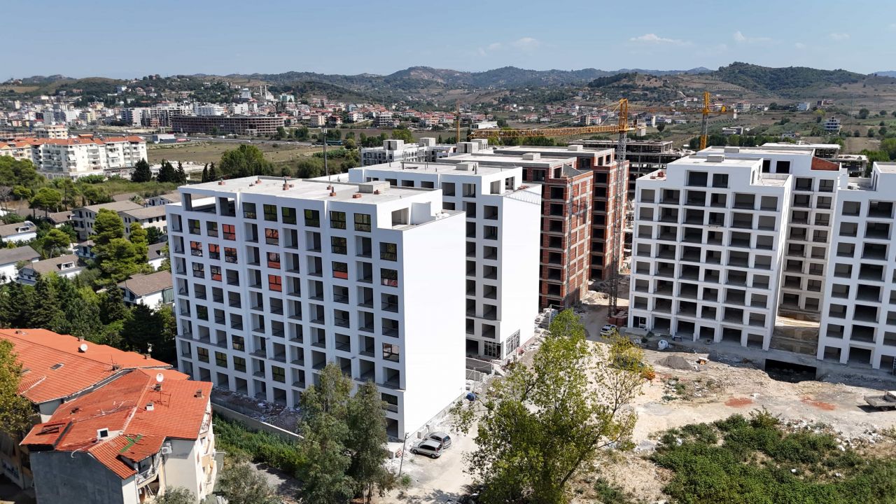 Apartament Per Shitje Ne Golem Durres Shqiperi Ne Nje Pallat Te Ri Ne Ndertim Afer Plazhit