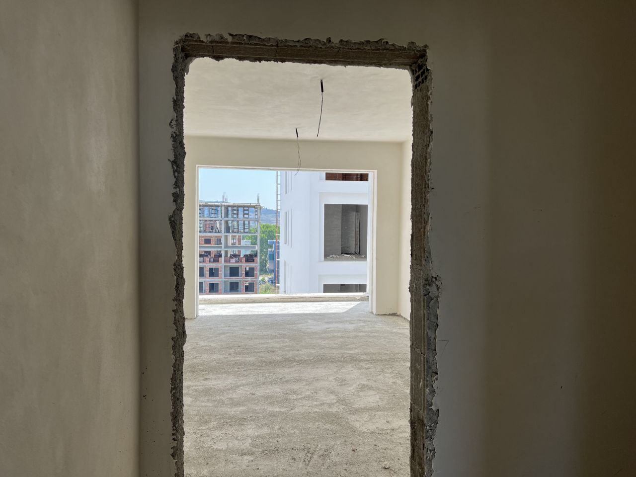 Leilighet Til Salgs I Golem Durres Albania, I En Ny Bygning Under Bygging, Nær Stranden