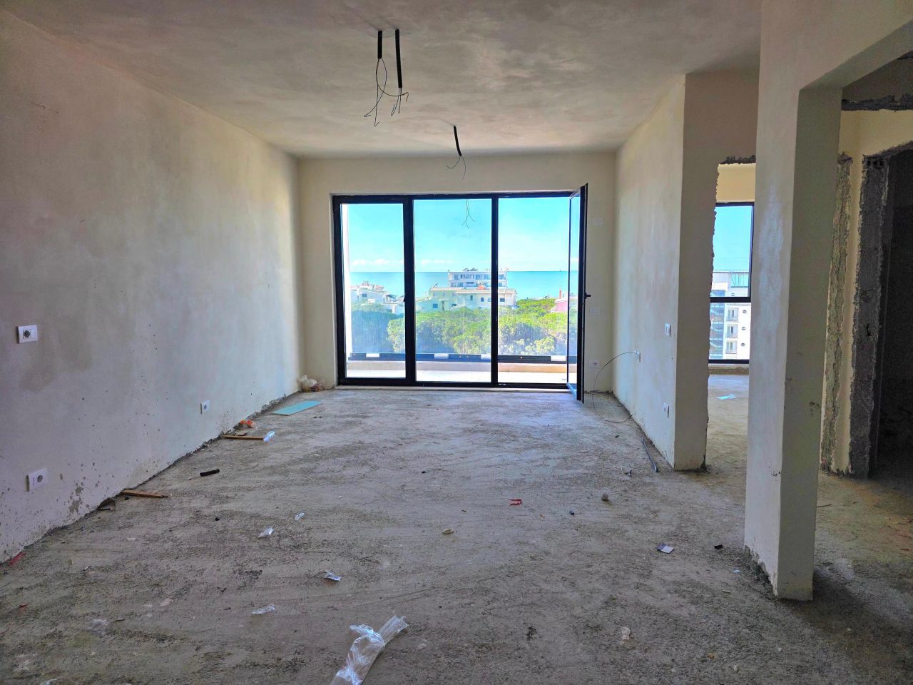 Apartment For Sale In Golem Durres Albania, In A New Building Under Construction, Close To The Beach