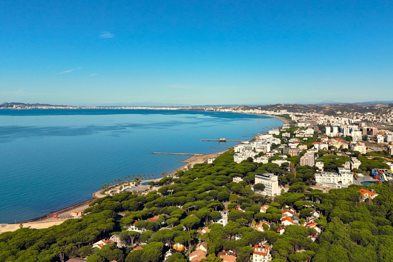 Wohnung Zum Verkauf In Golem Durres, Albanien, In Einem Neuen Gebäude Im Bau, Nahe Am Strand