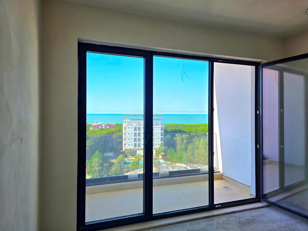 Apartment For Sale In Golem Durres Albania, In A New Building Under Construction, Close To The Beach