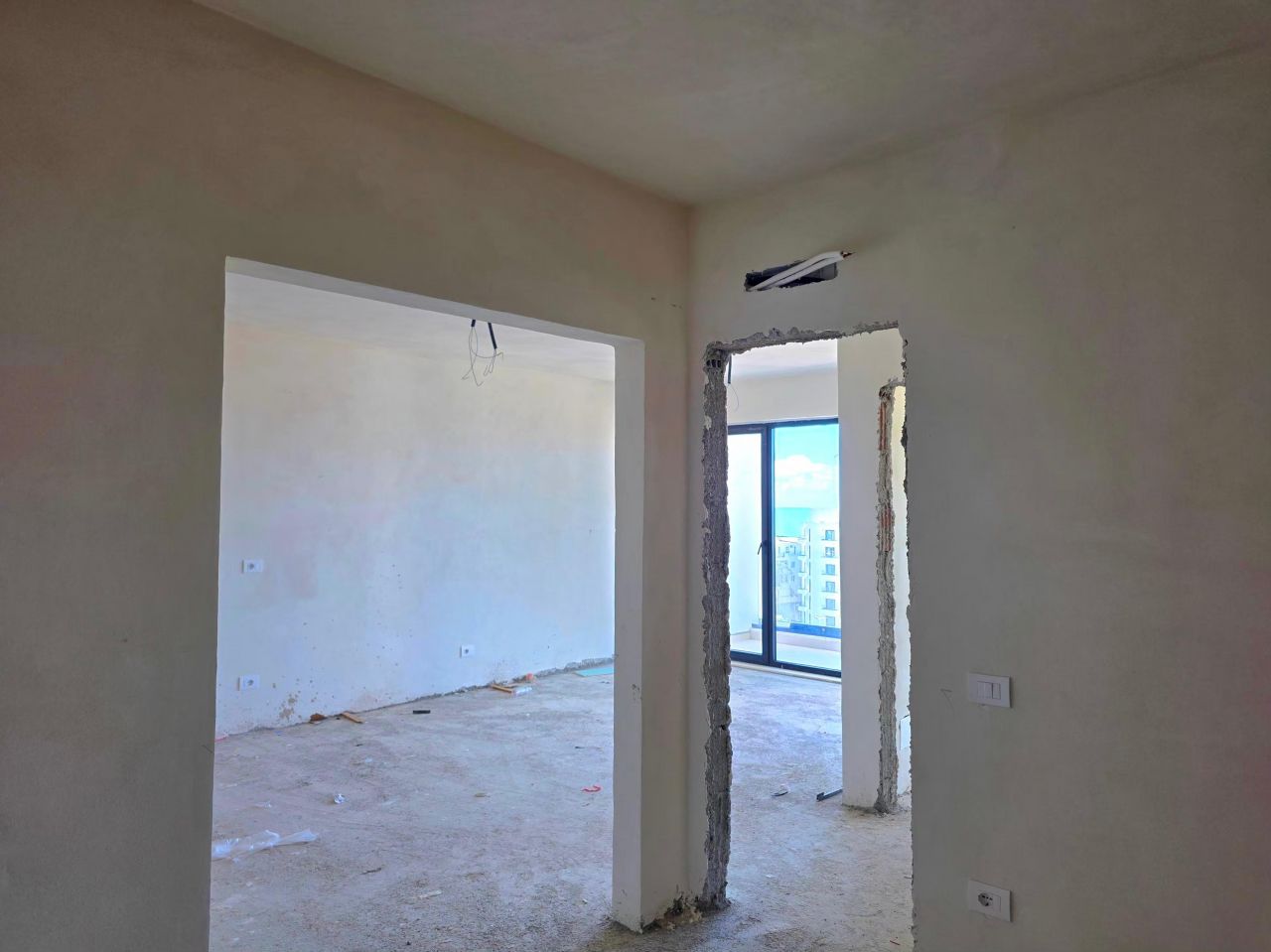 Apartment For Sale In Golem Durres Albania, In A New Building Under Construction, Close To The Beach