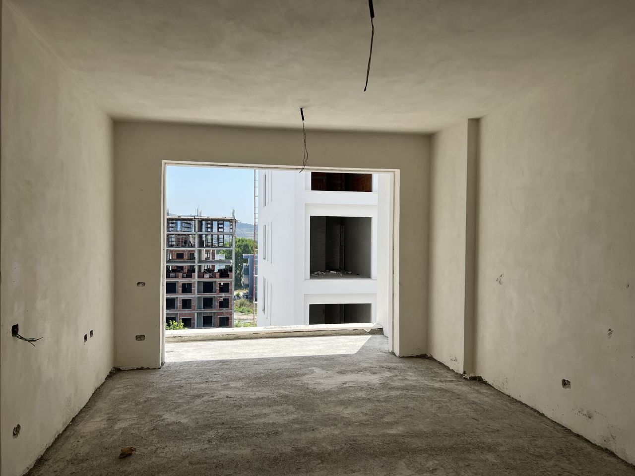 Wohnung Zum Verkauf In Golem Durres, Albanien, In Einem Neuen Gebäude Im Bau, Nahe Am Strand