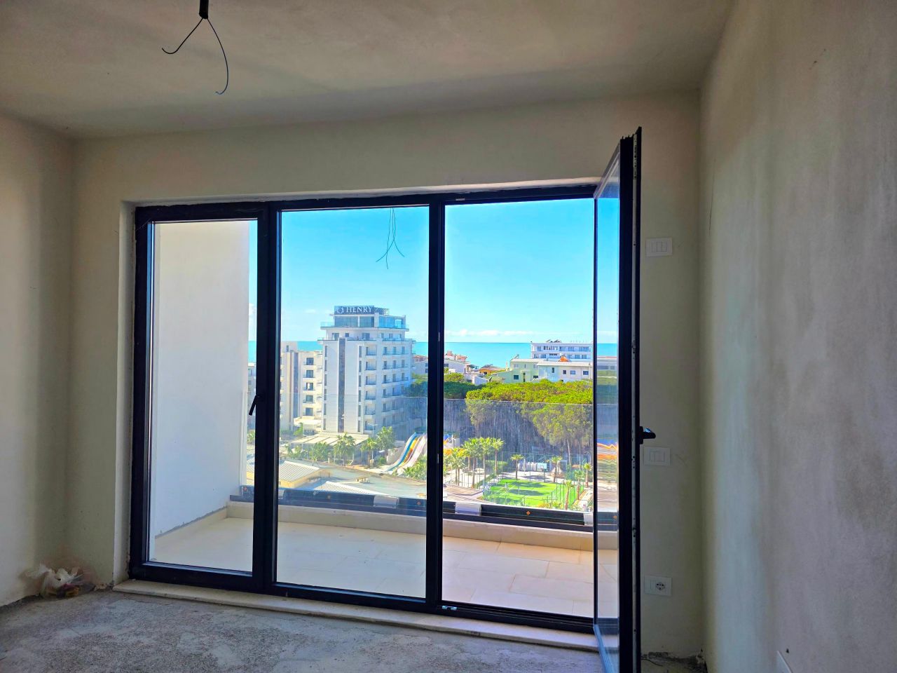 Apartment For Sale In Golem Durres Albania, In A New Building Under Construction, Close To The Beach