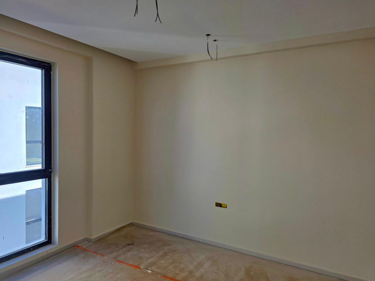 Apartament Per Shitje Ne Golem Durres Shqiperi Ne Nje Pallat Te Ri Ne Ndertim Afer Plazhit