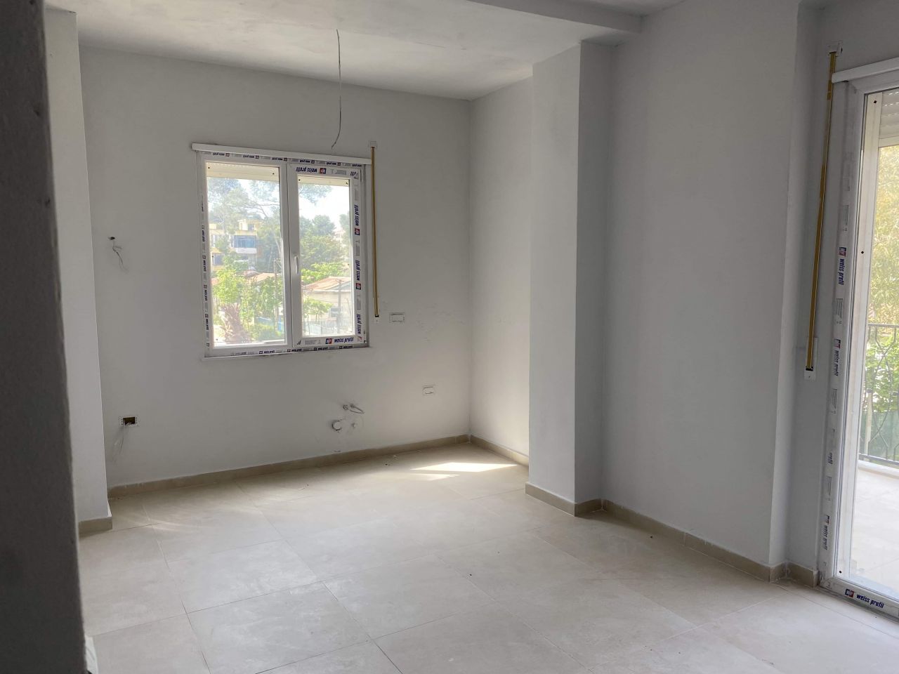 Appartamento In Vendita A Golem Durazzo Albania A Pochi Metri Dal Mare In Un Edificio In Construzione