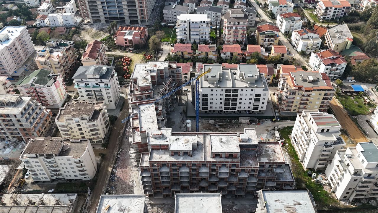 Leiligheter Til Salgs I Golem Albania