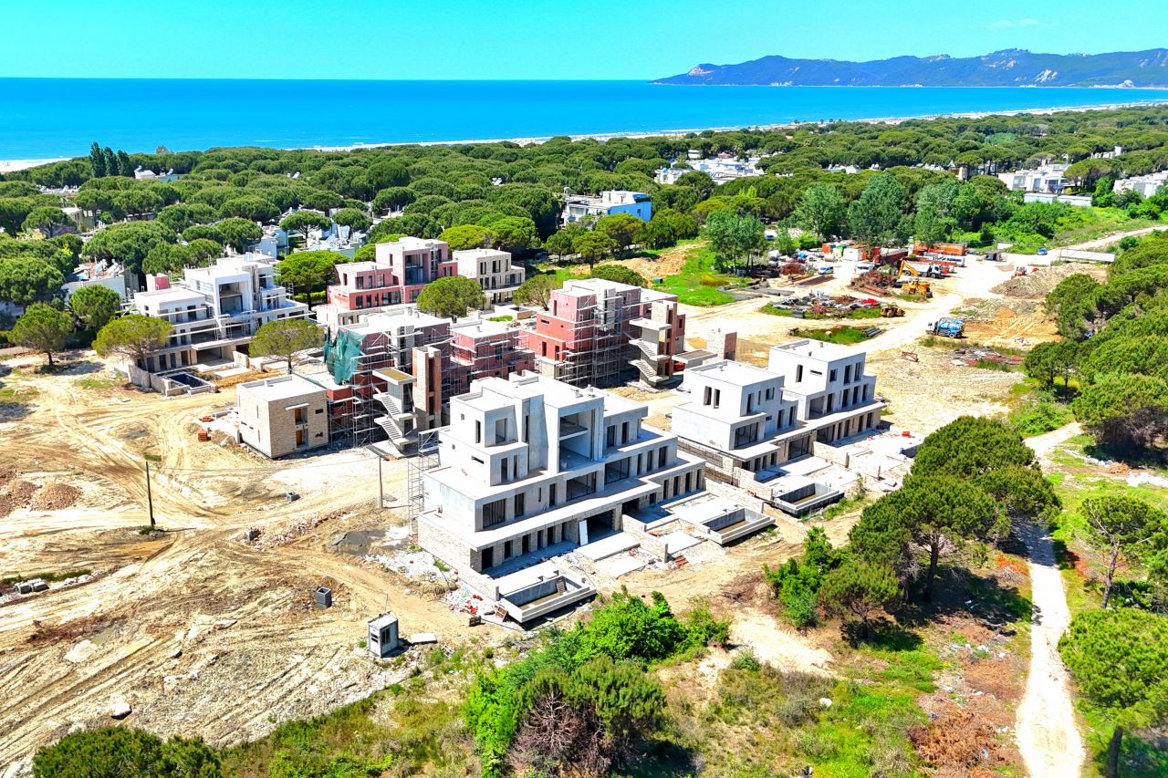 One-Bedroom Apartment for Sale | Lura 5 Resort Lalzit Bay