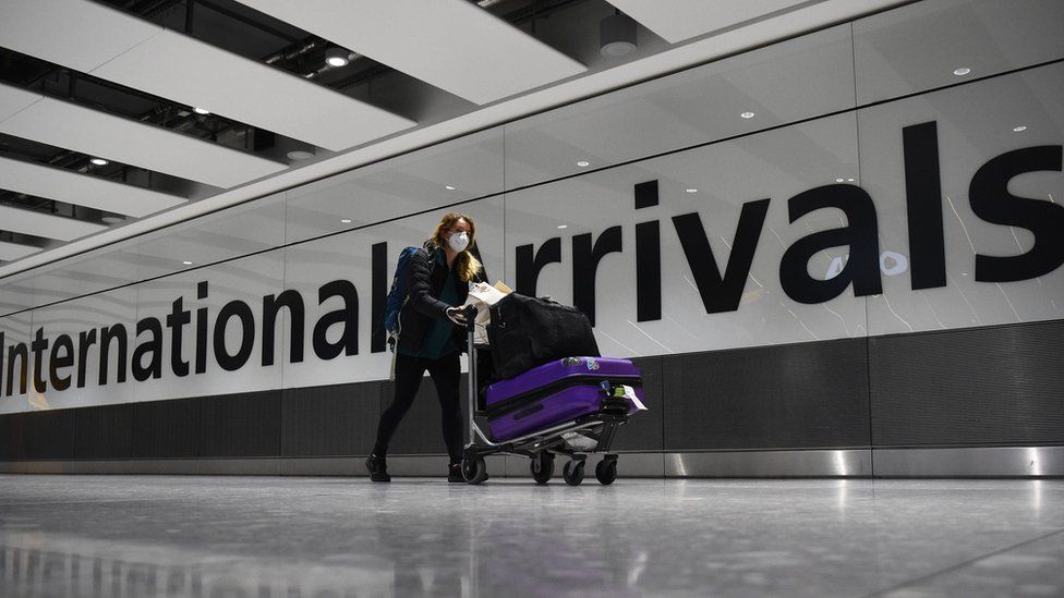 Covid: Airline industry travel pass ready 'within weeks'