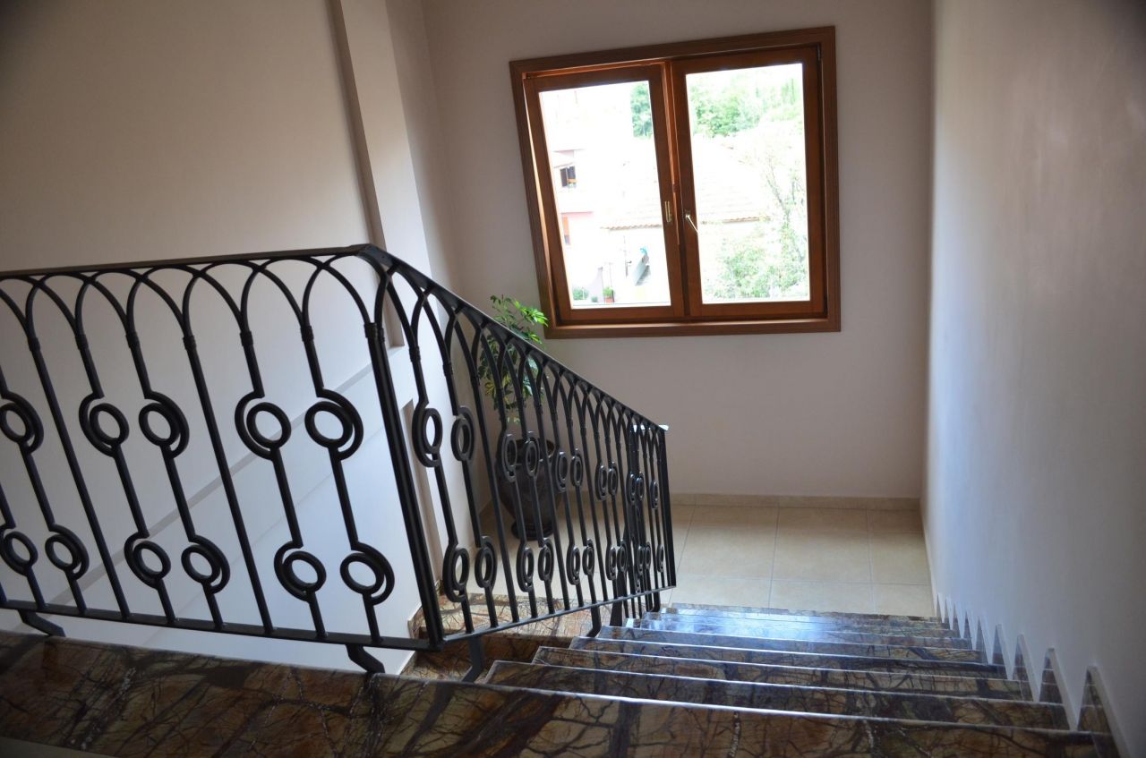 Rent Holiday Apartment in Pogradec. Apartments in Ohrid Lake