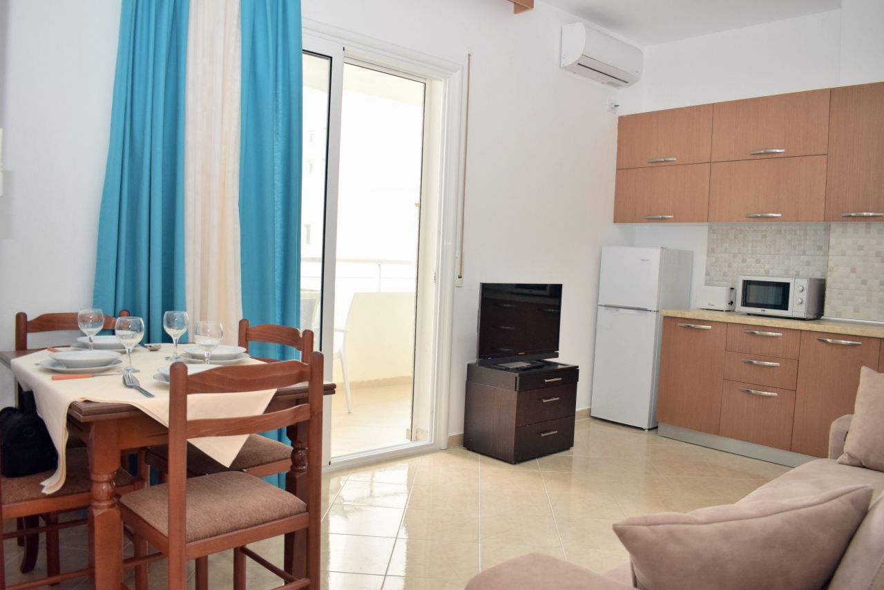 Albania Appartamento in Affitto Radhima Vlora Prima Linea Blu Costa  Riviera Albanese