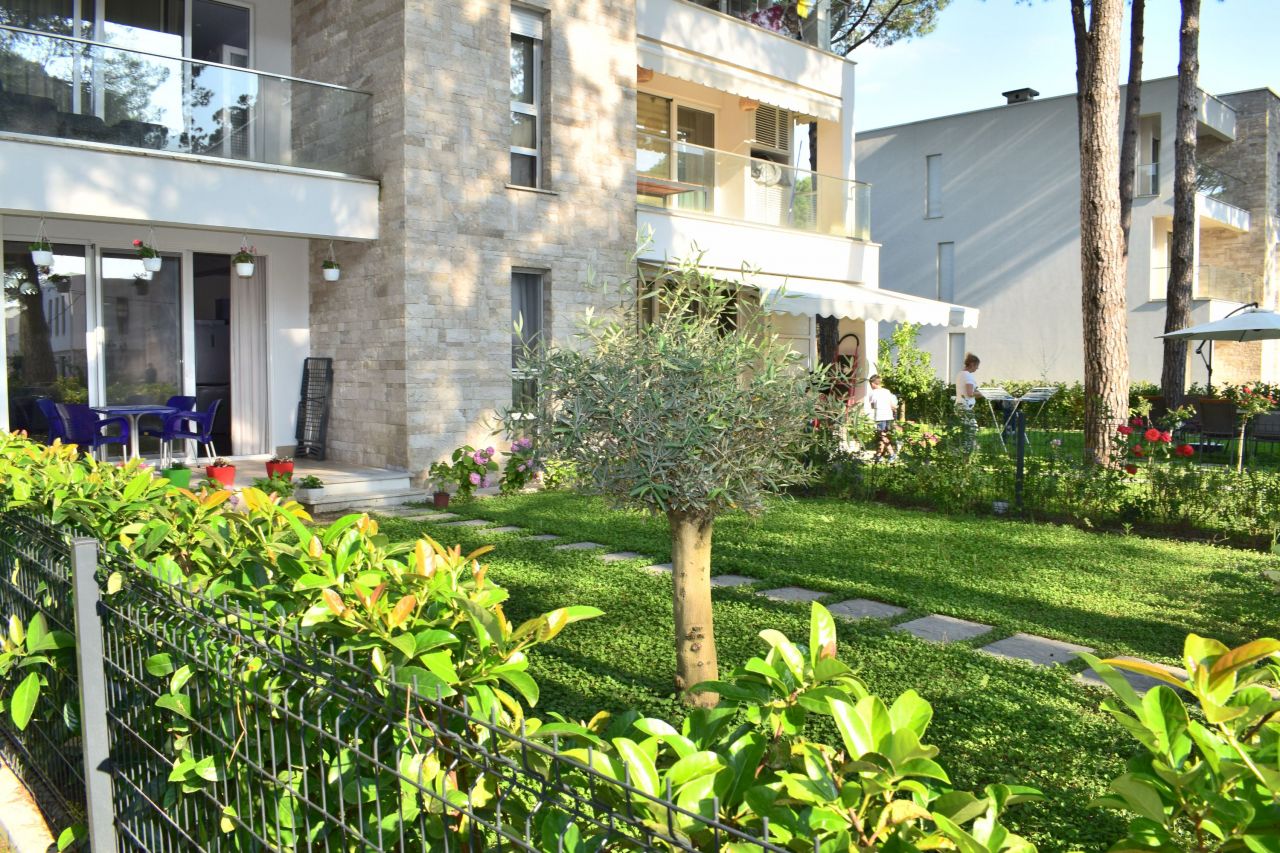 Mieszkanie wakacyjne do wynajęcia w San Pietro Resort Lalzit Bay w Albanii