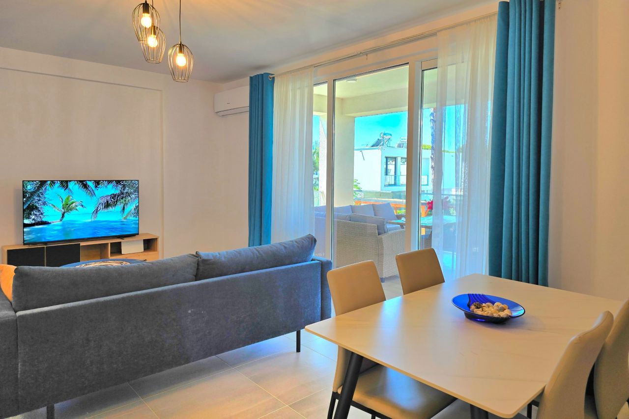 Two Bedroom Holiday Apartment In San Pietro Resort Lalzit Bay