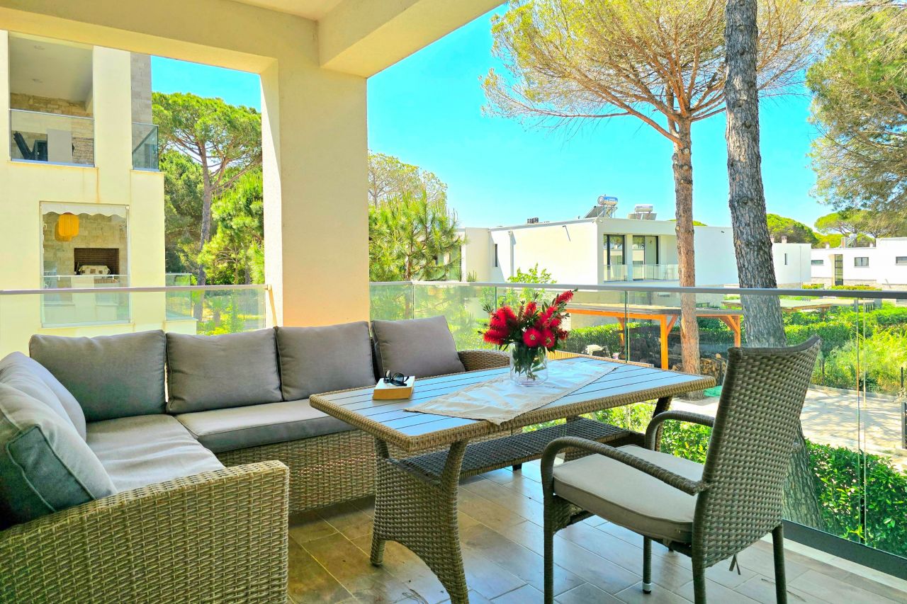 21 San Pietro Resort, 2015, Lalzit Bay