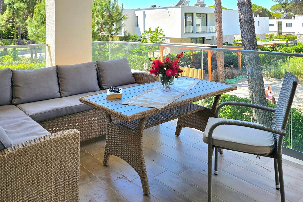 Two Bedroom Holiday Apartment In San Pietro Resort Lalzit Bay