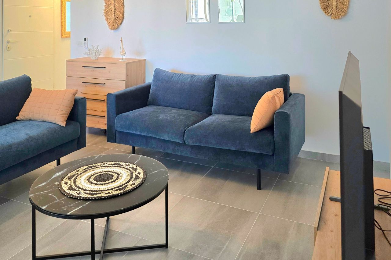 21 San Pietro Resort, 2015, Lalzit Bay