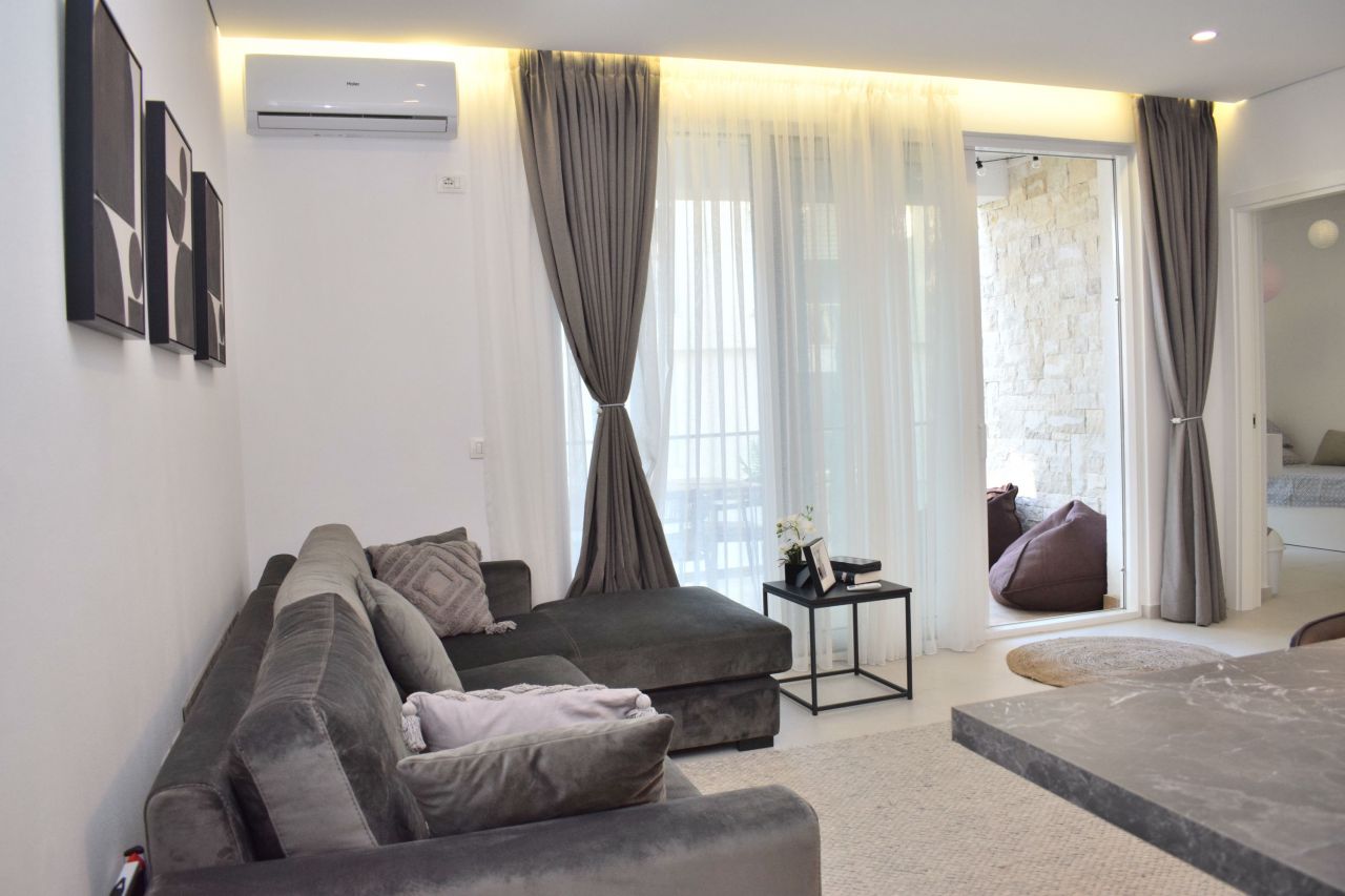 Appartamento Per Vacanze In Affitto A San Pietro Resort Lalzit Bay Albania, Con Una Meravigliosa Vista Panoramica