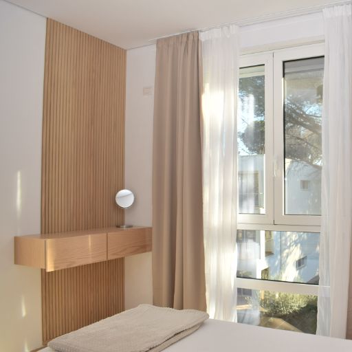 Квартира в аренду в курортном комплексе Сан Пьетро Лалзит Бэй, Албания, с прекрасным панорамным видом