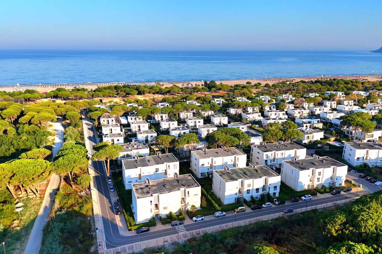 21 San Pietro Resort, Gjiri i Lalzit, Durres 2015