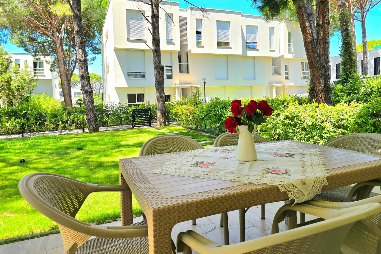 Kertes Nyaraló Apartman A San Pietro Üdülőben Lalzit Öböl