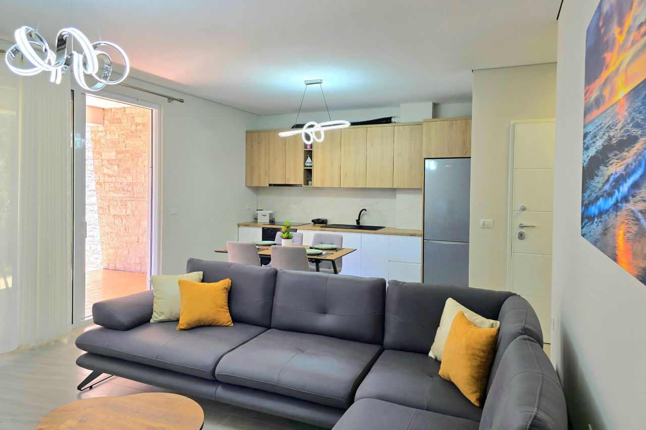 21 Lalzit Bay, Durres, Albania 2015