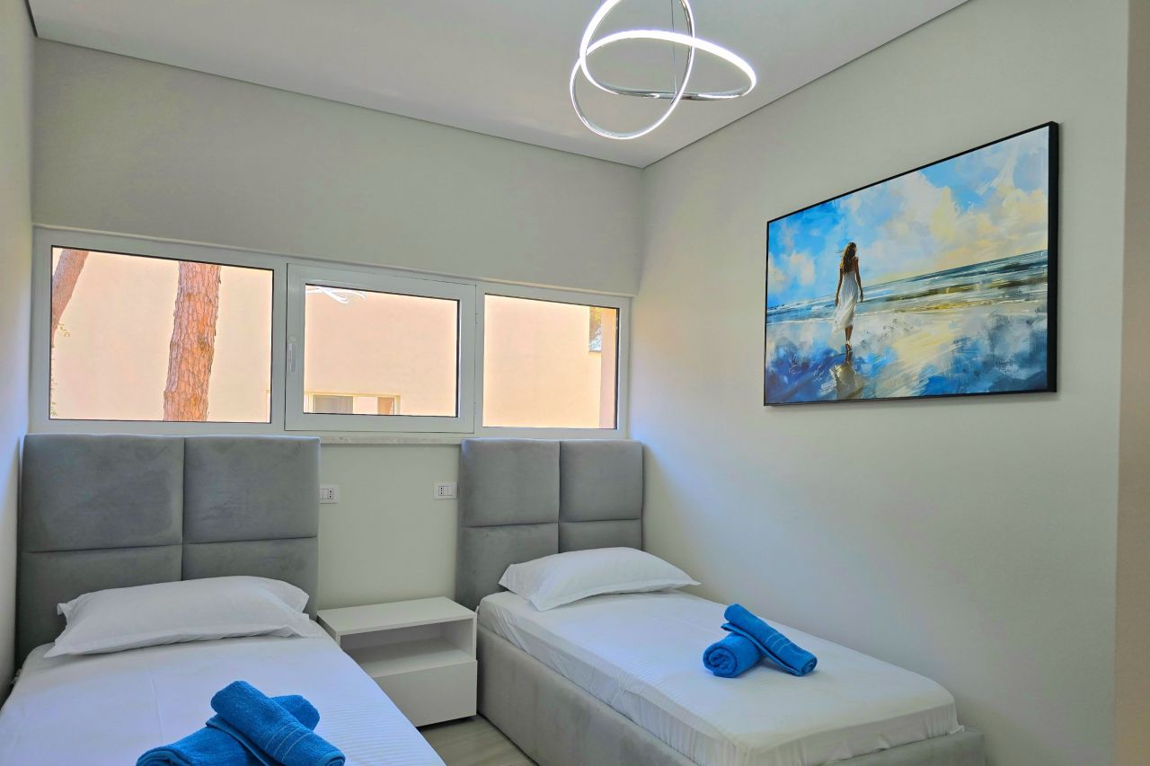 21 Lalzit Bay, Durres, Albania 2015